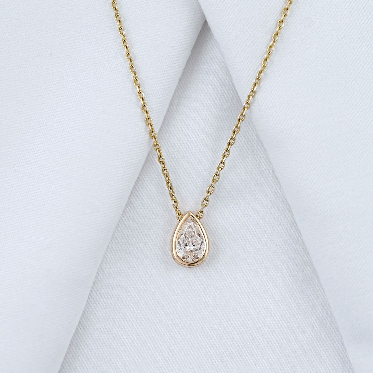 1‑4CT Pear Cut Bezel Set Moiss - Bezels Set Pendant ulasan dan harga